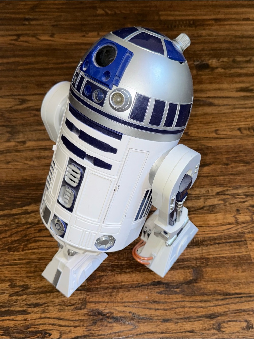 Star Wars Hasbro R2-D2 Voice Activated 16" Astromech Droid 2002